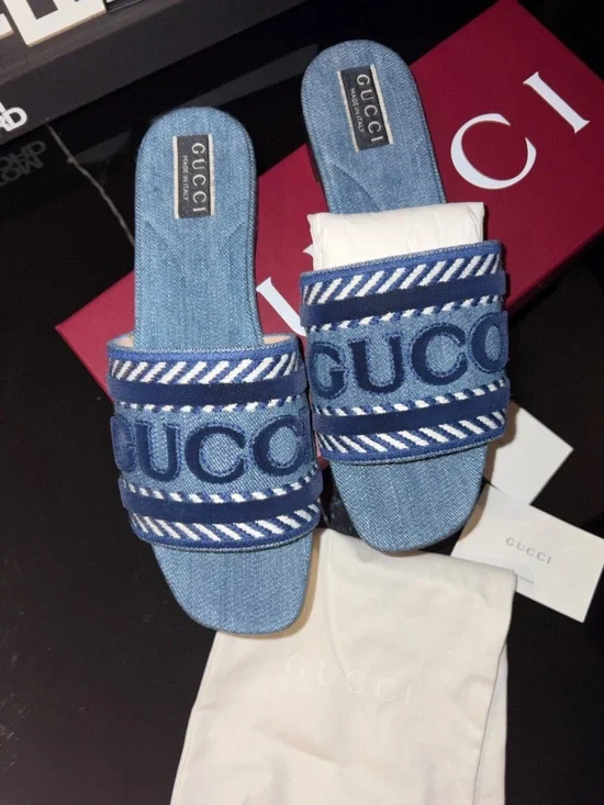 Gucci Slides - Picture 8 of 11